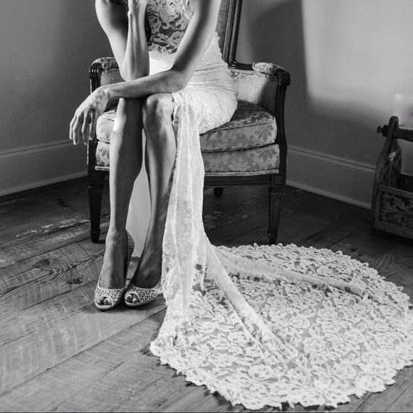 Grace Loves Lace Wedding Dress - Picture 4 of 16